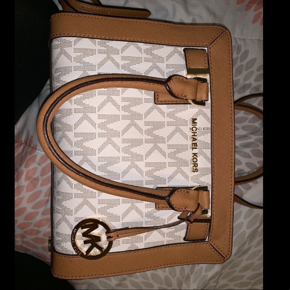 100% Authentic Michael Kors Small Bag - Picture 5 of 5